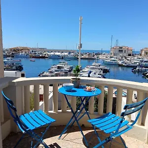 Magnifique Pepite Au Bord De L Eau Martigues